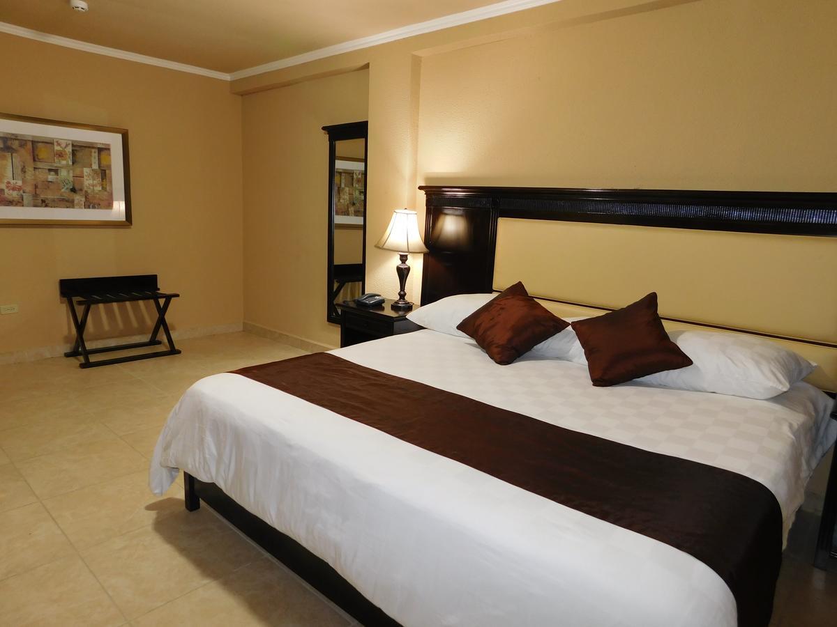 Hotel Gran Via Panama ダビッド エクステリア 写真