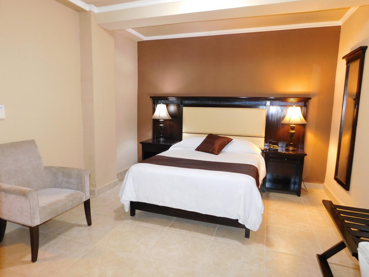 Hotel Gran Via Panama ダビッド エクステリア 写真